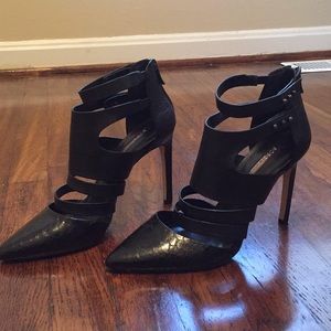 BCBG Cannon Black Leather pumps